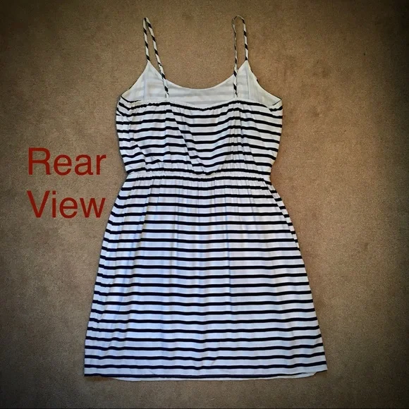 Old Navy Women's Sundress - Picture 12 of 12